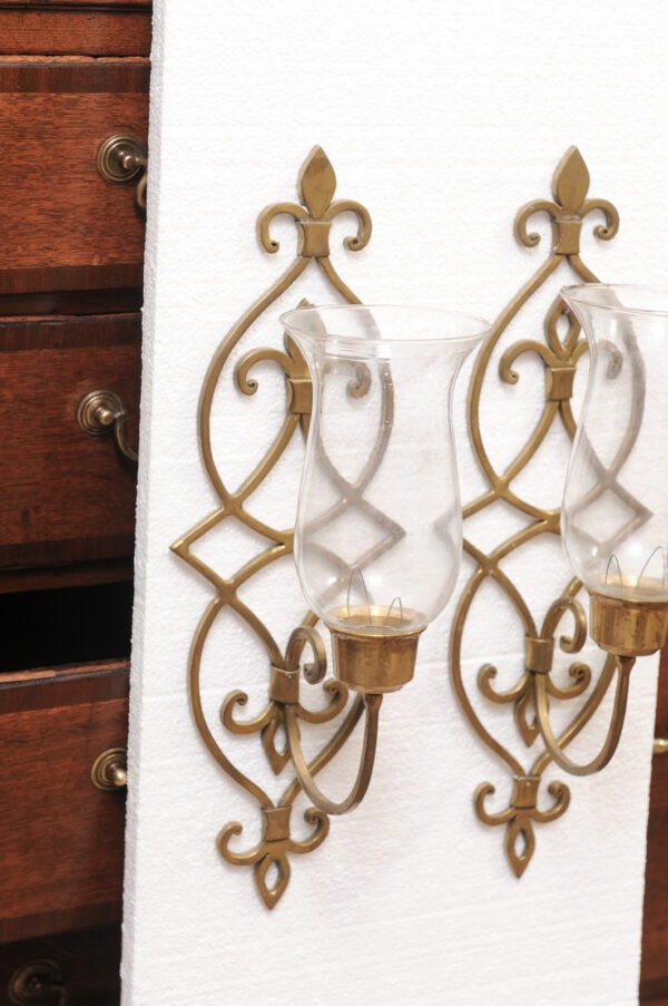 Pair of Vintage American Brass & Glass Wall Sconces - Image 4