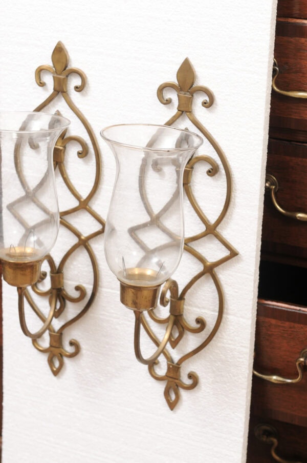 Pair of Vintage American Brass & Glass Wall Sconces - Image 5