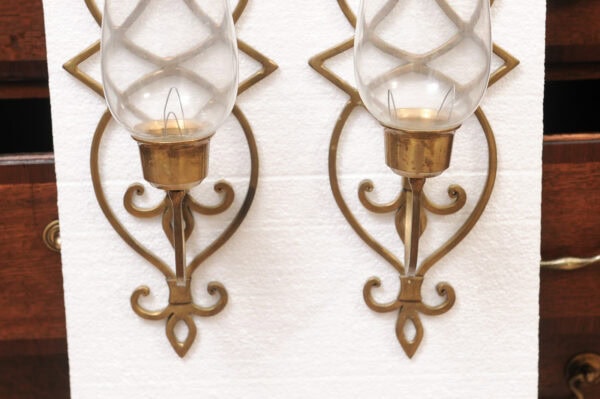 Pair of Vintage American Brass & Glass Wall Sconces - Image 7
