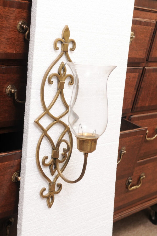 Pair of Vintage American Brass & Glass Wall Sconces - Image 10