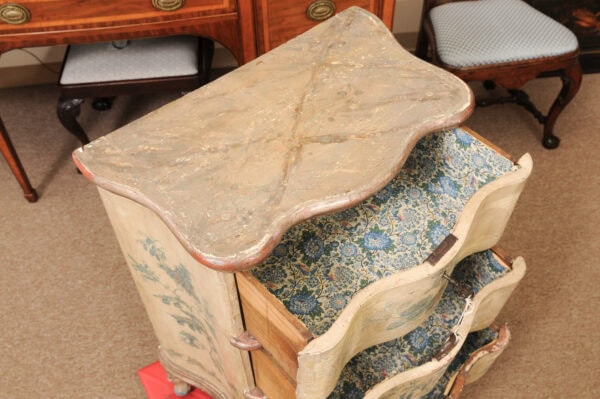 18th Century Italian Serpentine Polychrome Painted Commode with Silver Gilt and Blue Painted Foliage Detail - Image 6