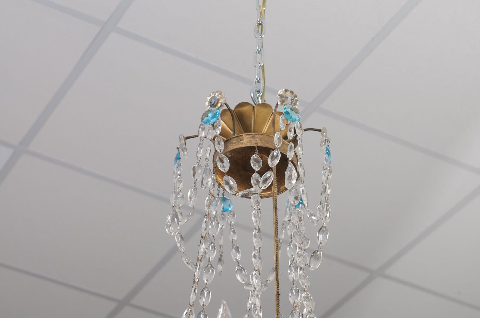 Italian Early 19th Century Crystal & Gilt Metal Chandelier with 6 Lights, Genoa - Image 16
