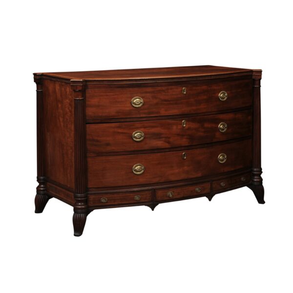 Fine English Mahogany Chest in the Manner of Gillows with Rosewood and Satinwood Cross-banding, Complemented by Flanking Reeded Columns that Terminate at the feet, Early 19th Century - Image 2