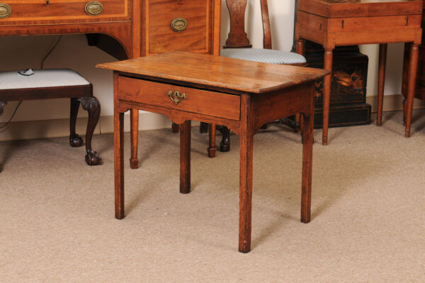 19th Century English Pine Lowboy with Drawer and Square Tapering Legs - Image 13