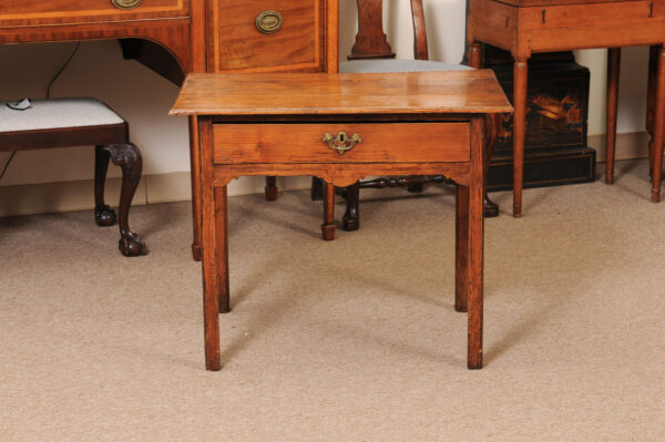 19th Century English Pine Lowboy with Drawer and Square Tapering Legs - Image 14