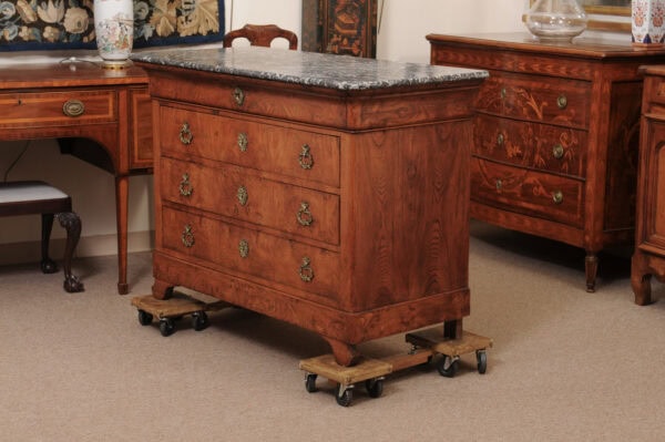 French Early 19th Century Elm Charles X Commode with Grey Marble Top - Image 13