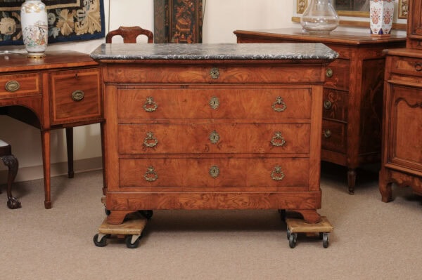 French Early 19th Century Elm Charles X Commode with Grey Marble Top - Image 15