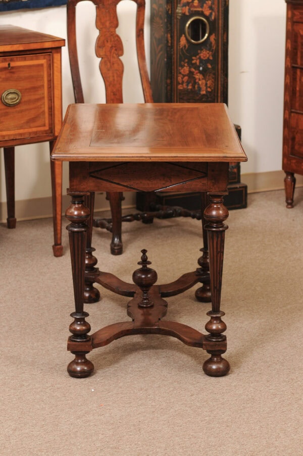French 19th Century Louis XIV Style Walnut Side Table with Fluted Square Legs and X Form Stretcher - Image 7