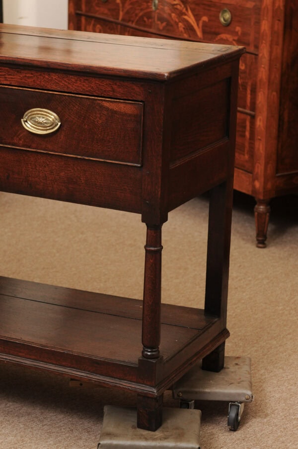 Early 19th Century English Dresser Base with 3 Drawers, Reeded Supports and Pot Board Below - Image 13