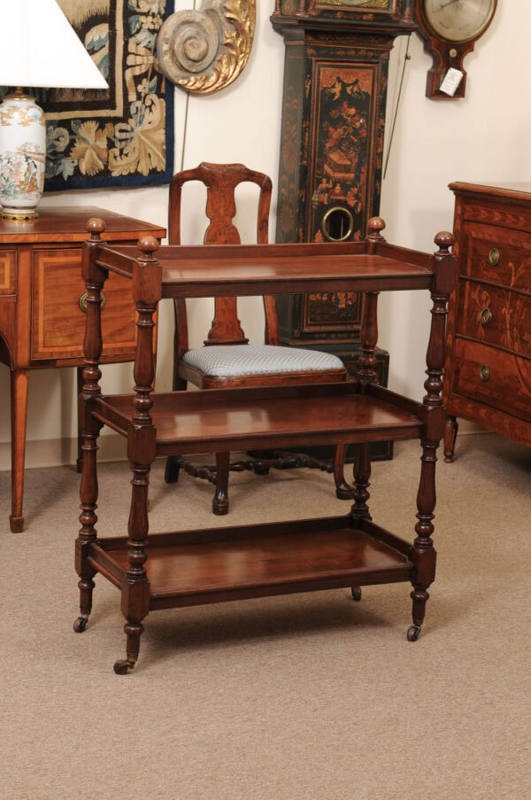 English 19th Century Walnut Trolley with 3 Tiers and Turned Supports - Image 3