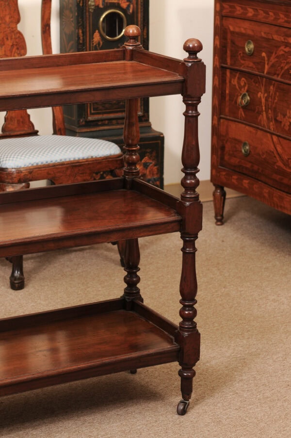 English 19th Century Walnut Trolley with 3 Tiers and Turned Supports - Image 5