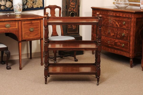 English 19th Century Walnut Trolley with 3 Tiers and Turned Supports - Image 13