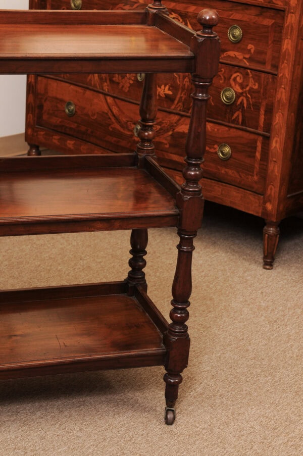 English 19th Century Walnut Trolley with 3 Tiers and Turned Supports - Image 14
