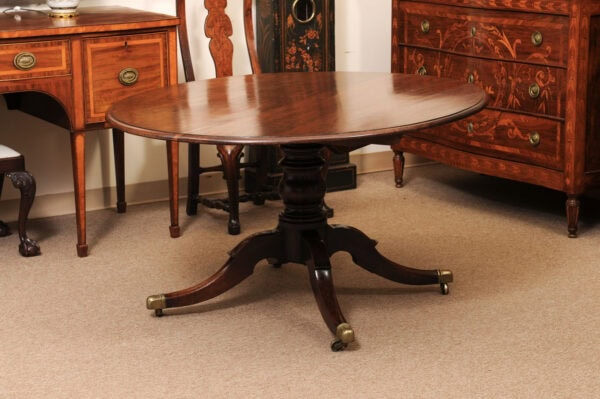 English George III Breakfast Oval Dining Table in Plum Pudding Mahogany with Pedestal Base, Early 19th Century - Image 9
