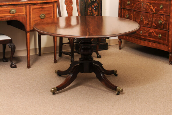 English George III Breakfast Oval Dining Table in Plum Pudding Mahogany with Pedestal Base, Early 19th Century - Image 10