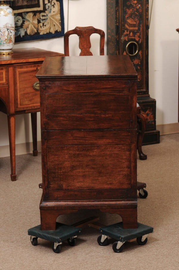 18th Century English Walnut Chest with 5 Drawers and Bracket Feet, Later Veneered Top - Image 13