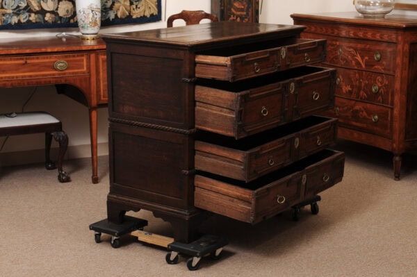 18th Century Oak Jacobean Style Chest with 4 Drawers and Barley Twist Detail Ending in Bracket Feet - Image 4
