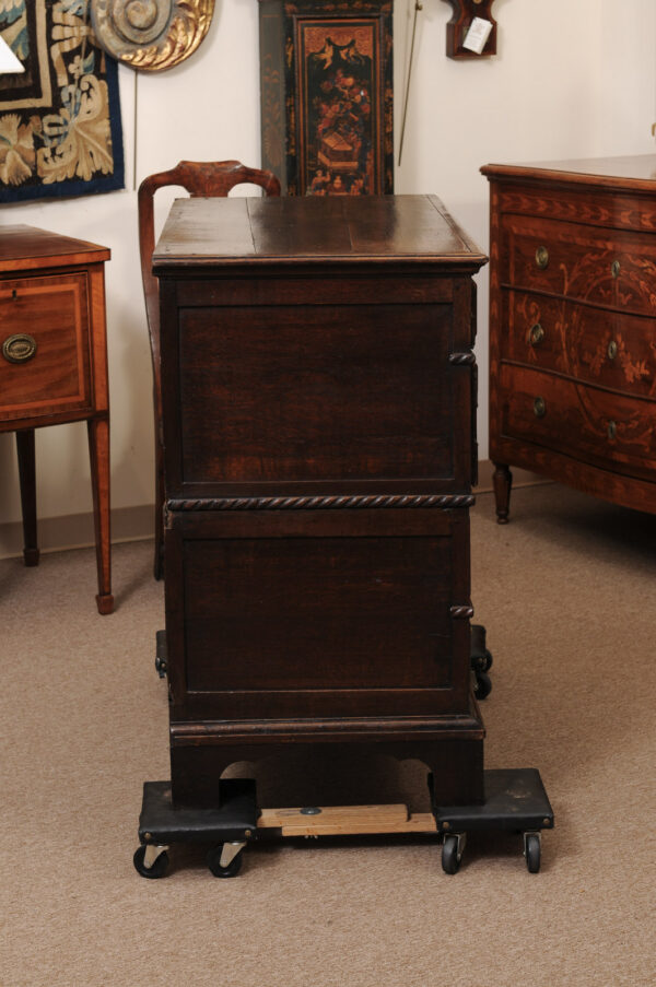 18th Century Oak Jacobean Style Chest with 4 Drawers and Barley Twist Detail Ending in Bracket Feet - Image 7