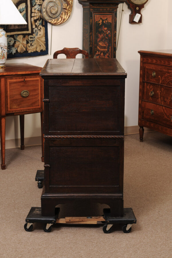 18th Century Oak Jacobean Style Chest with 4 Drawers and Barley Twist Detail Ending in Bracket Feet - Image 11