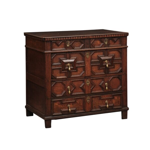 18th Century English Oak Jacobean Style Chest with 5 Drawers and Tear Drop Pulls. - Image 2
