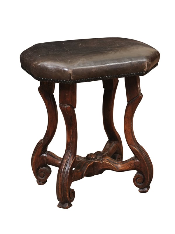 17th Century Italian Baroque Bench in Walnut