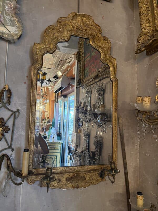 18th Century English Queen Anne Giltwood Mirror with Mercury Glass with Hand Bevel