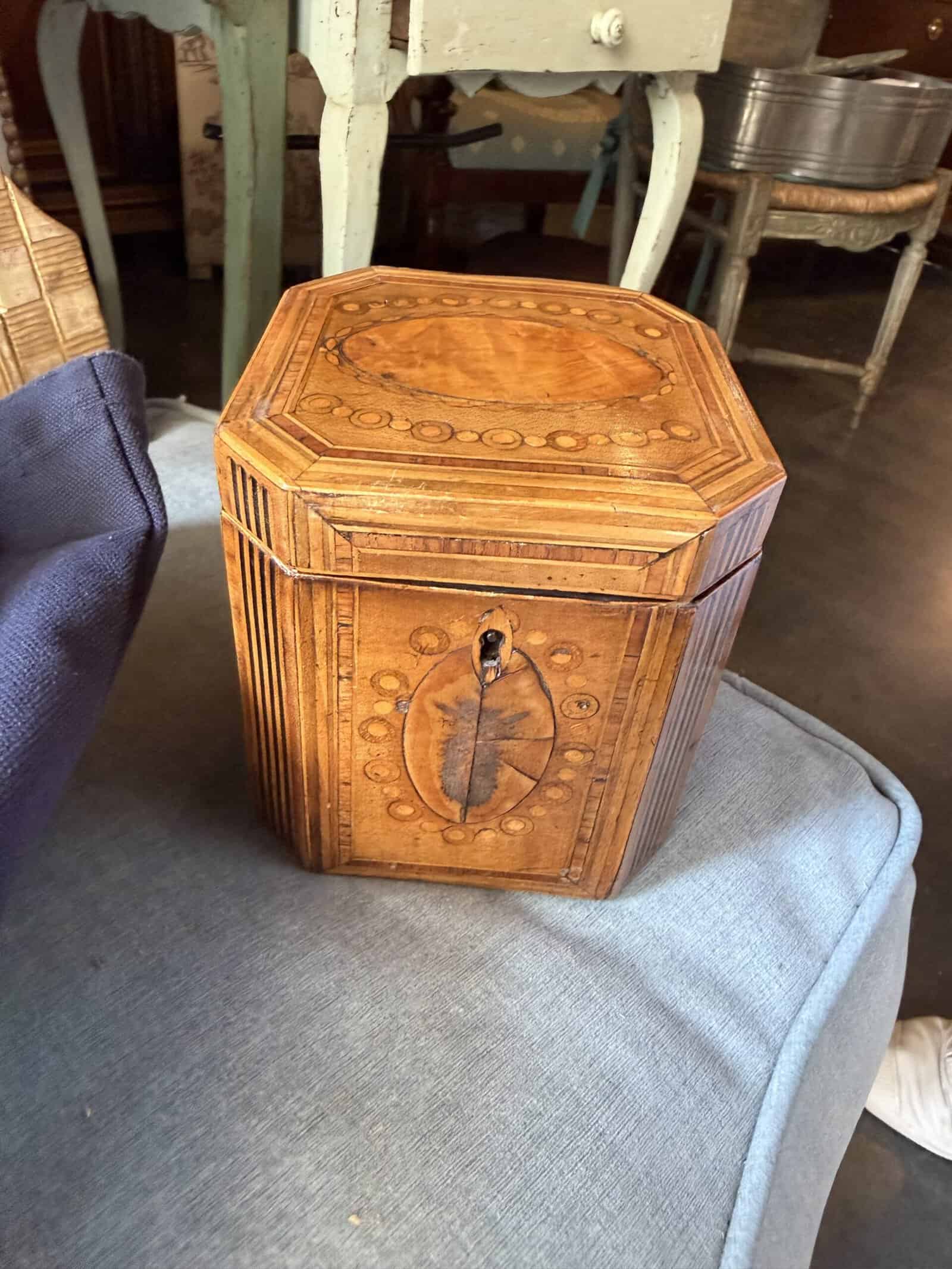 18th Century English Inlaid Single Tea Caddy