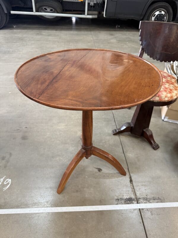 19th Century French Tilt Top Gueridon