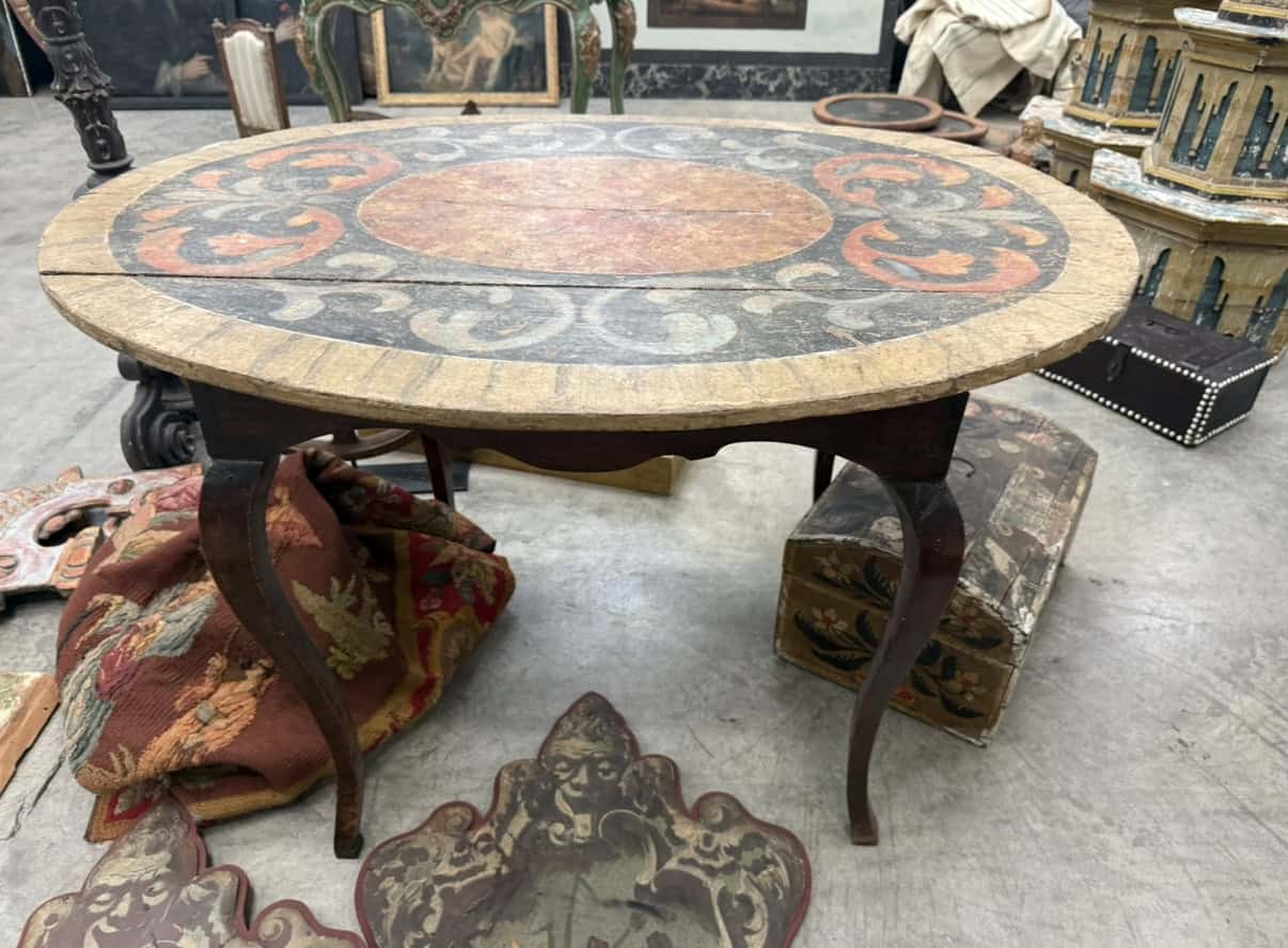 Oval 18th Century Tuscan Table with Painted Top