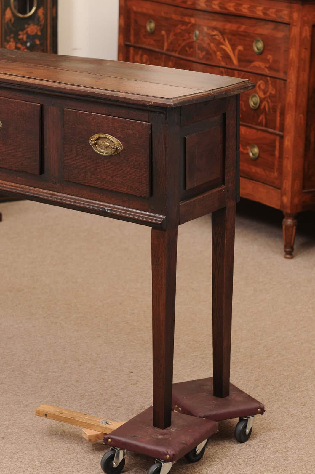 18th Century English Oak Dresser Base with Straight Legs and 4 Drawers - Image 13