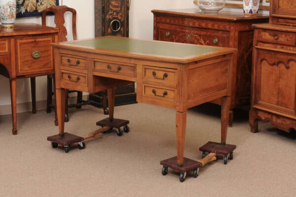 French Louis XVI Style Walnut Writing Table with Green Leather Top, 4 Drawers and Slide, 20th Century - Image 12