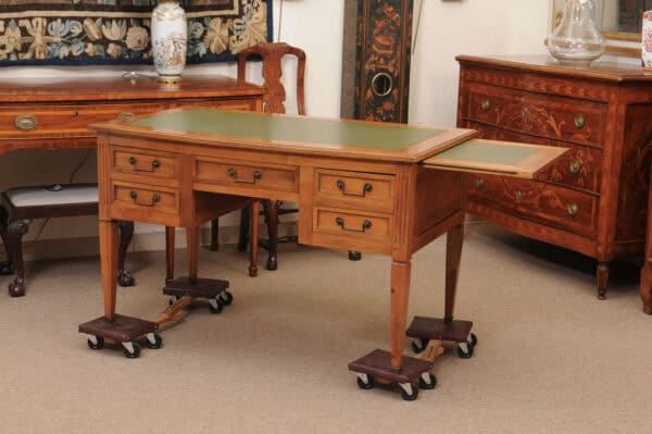 French Louis XVI Style Walnut Writing Table with Green Leather Top, 4 Drawers and Slide, 20th Century - Image 13