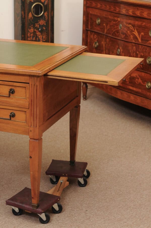 French Louis XVI Style Walnut Writing Table with Green Leather Top, 4 Drawers and Slide, 20th Century - Image 14