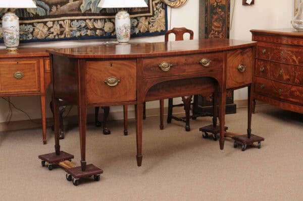 Early 19th Century George IV Mahogany Sideboard with Crossbanding and Reeded Rounded Legs - Image 3