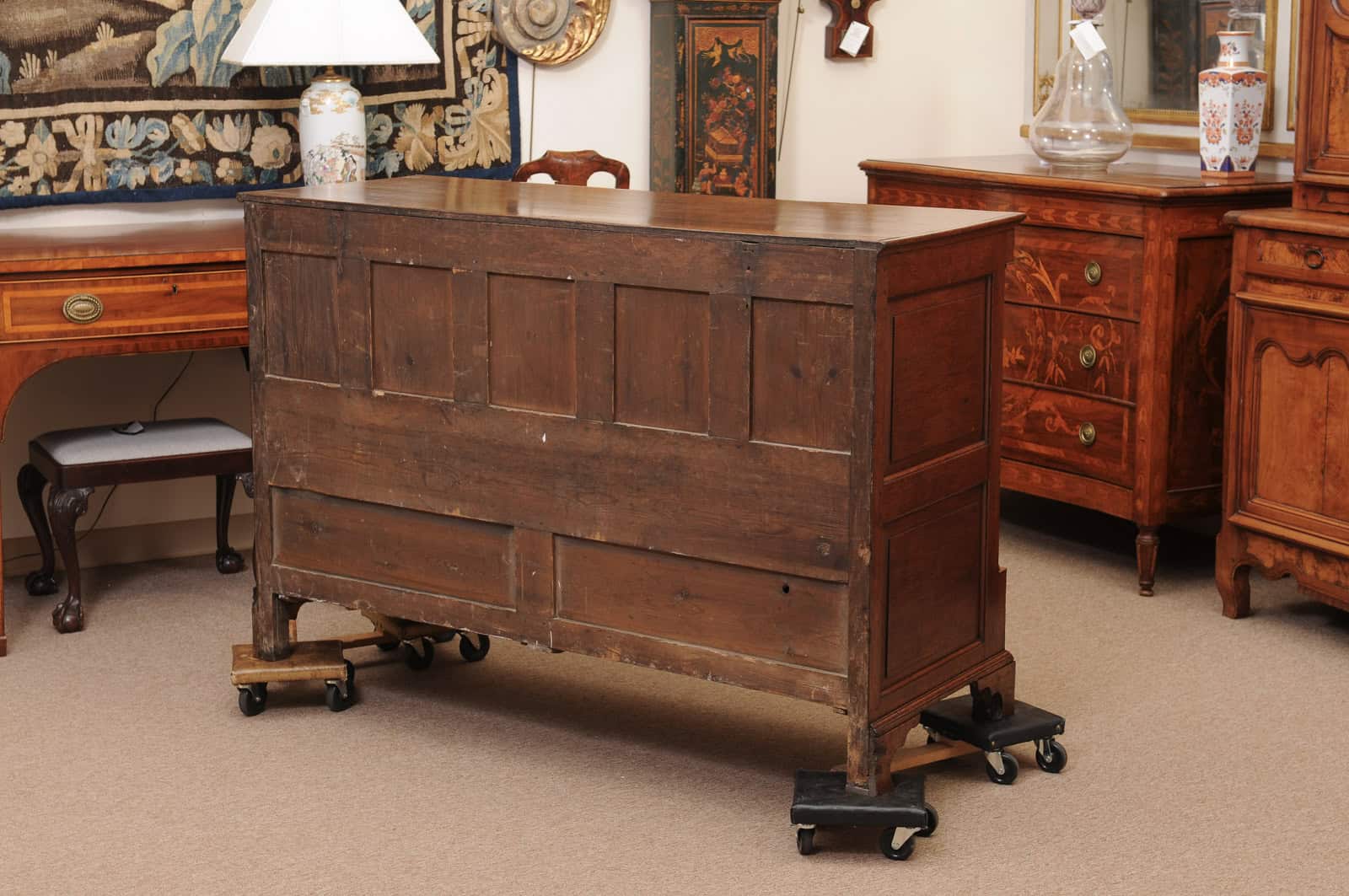 English Early 19th Century Oak Mules Chest with 7 Crossbanded Drawers, and Flanking Column Detail - Image 8