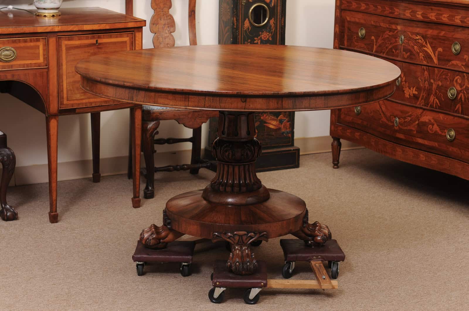English 19th Century William IV Roswood Pedestal Center Table with Paw Feet - Image 6