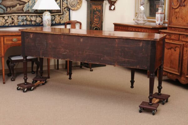 Early 19th Century George IV Mahogany Sideboard with Crossbanding and Reeded Rounded Legs - Image 10