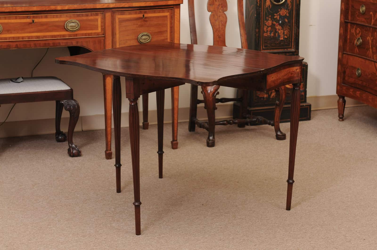 American Game Table in Maple & Mahogany with Reeded Legs, Possibly Salem, MD, Ca. 1815 - Image 10