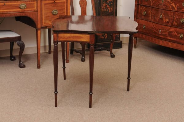 American Game Table in Maple & Mahogany with Reeded Legs, Possibly Salem, MD, Ca. 1815 - Image 13