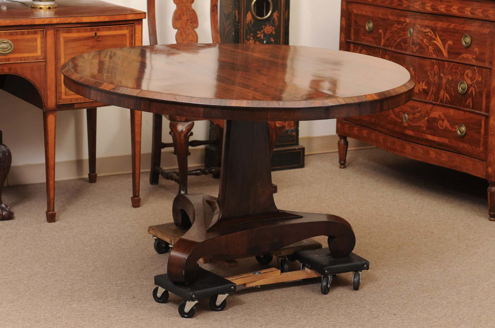 English 19th Century Rosewood Center Table with Pedestal Base and Scroll Feet - Image 3