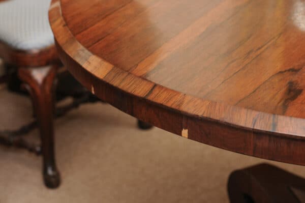English 19th Century Rosewood Center Table with Pedestal Base and Scroll Feet - Image 8