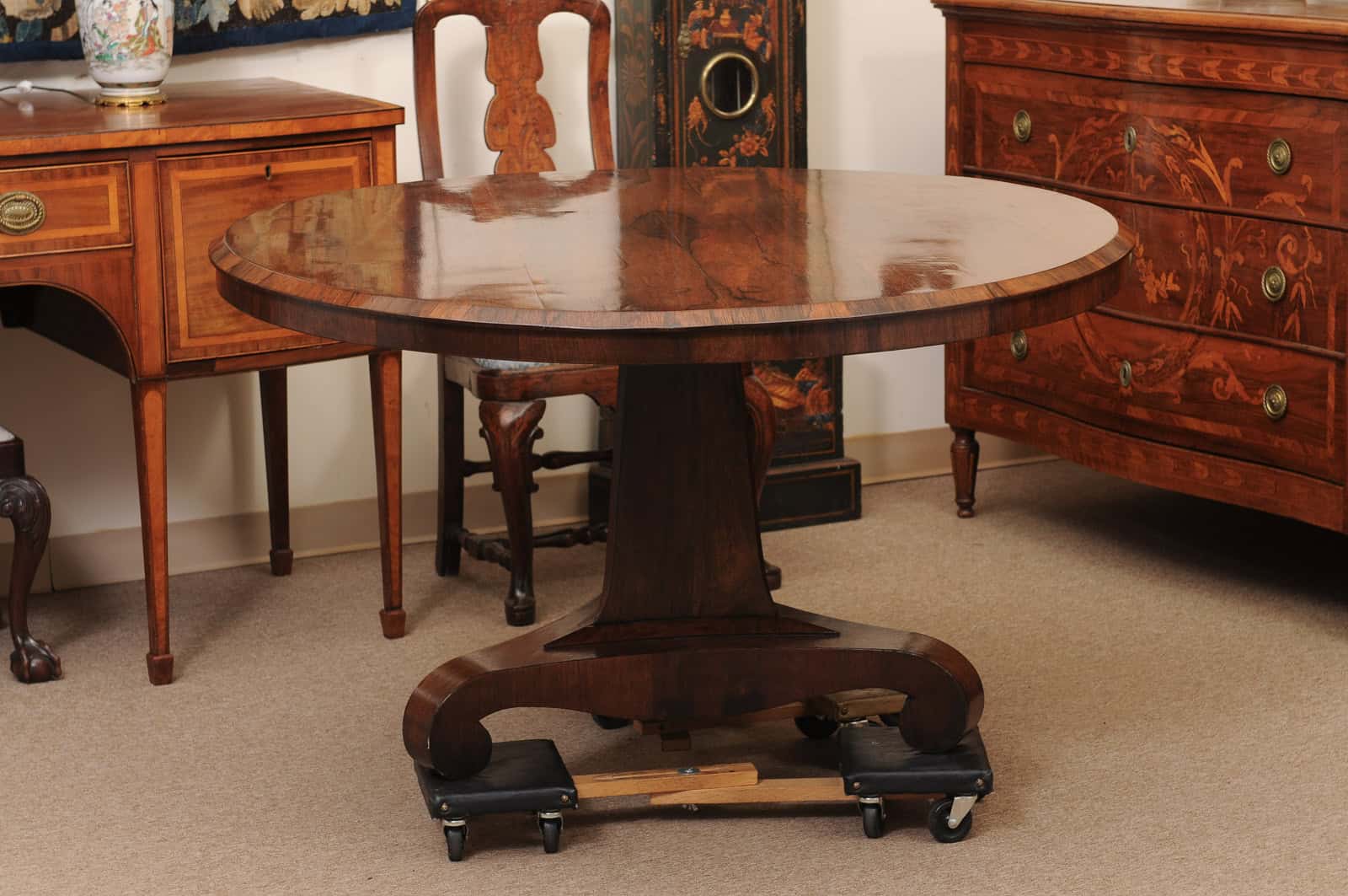 English 19th Century Rosewood Center Table with Pedestal Base and Scroll Feet - Image 12