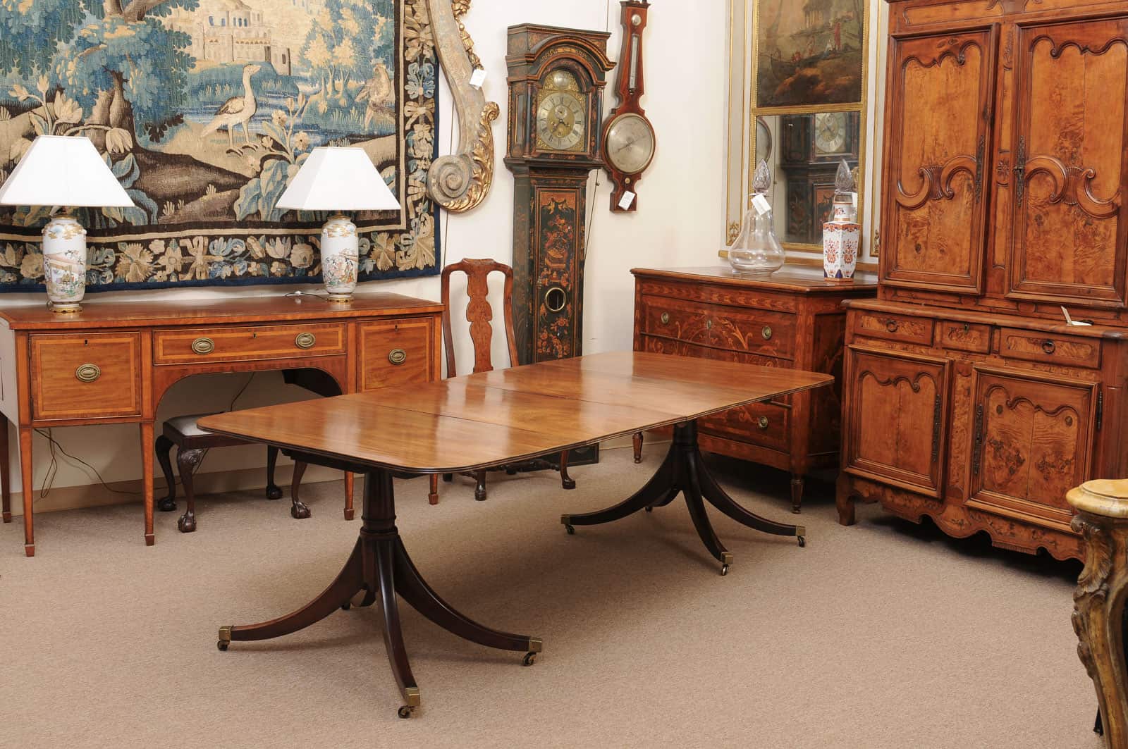 English George III Style Double Pedestal Dining Table with 2 Leaves and Splayed Legs on Castor Feet, Early 20th Century - Image 11