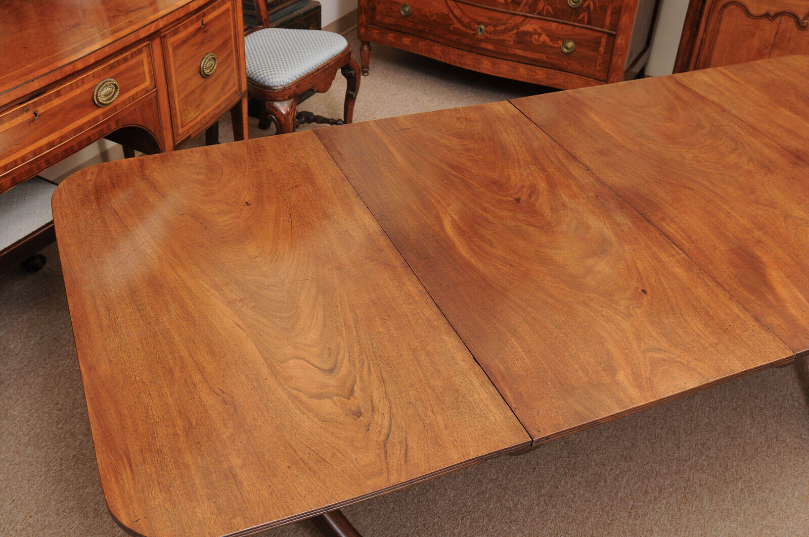 English George III Style Double Pedestal Dining Table with 2 Leaves and Splayed Legs on Castor Feet, Early 20th Century - Image 18