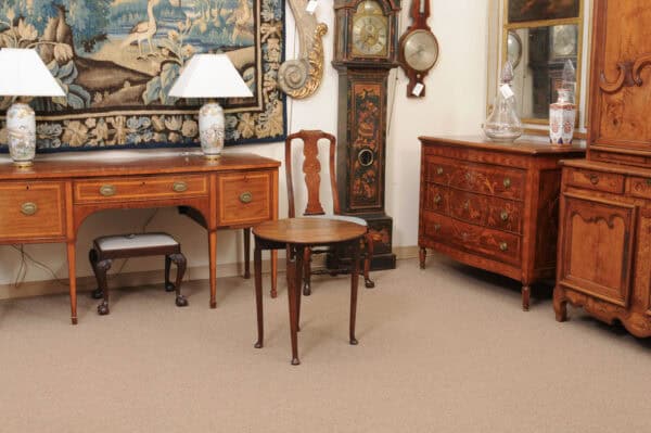 English Early 18th Century Petite Queen Anne Oak Demilune Game Table with Flip Top - Image 11