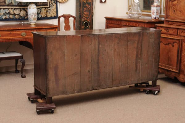 English 18th Century Oak Dresser Base with 2 Flanking Cabinets and 5 Drawers - Image 10