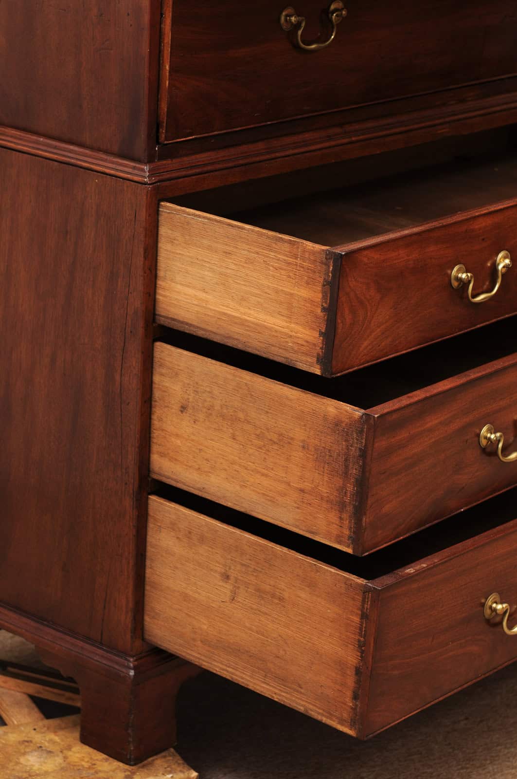 Late 18th Century George III Mahogany Chest on Chest with Secretary Drawer, Dental Moulded Detail and Bracket Feet - Image 5