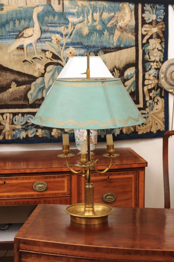 French Bouillotte Lamp in Bronze and Blue Tole Shade, 20th Century - Image 3