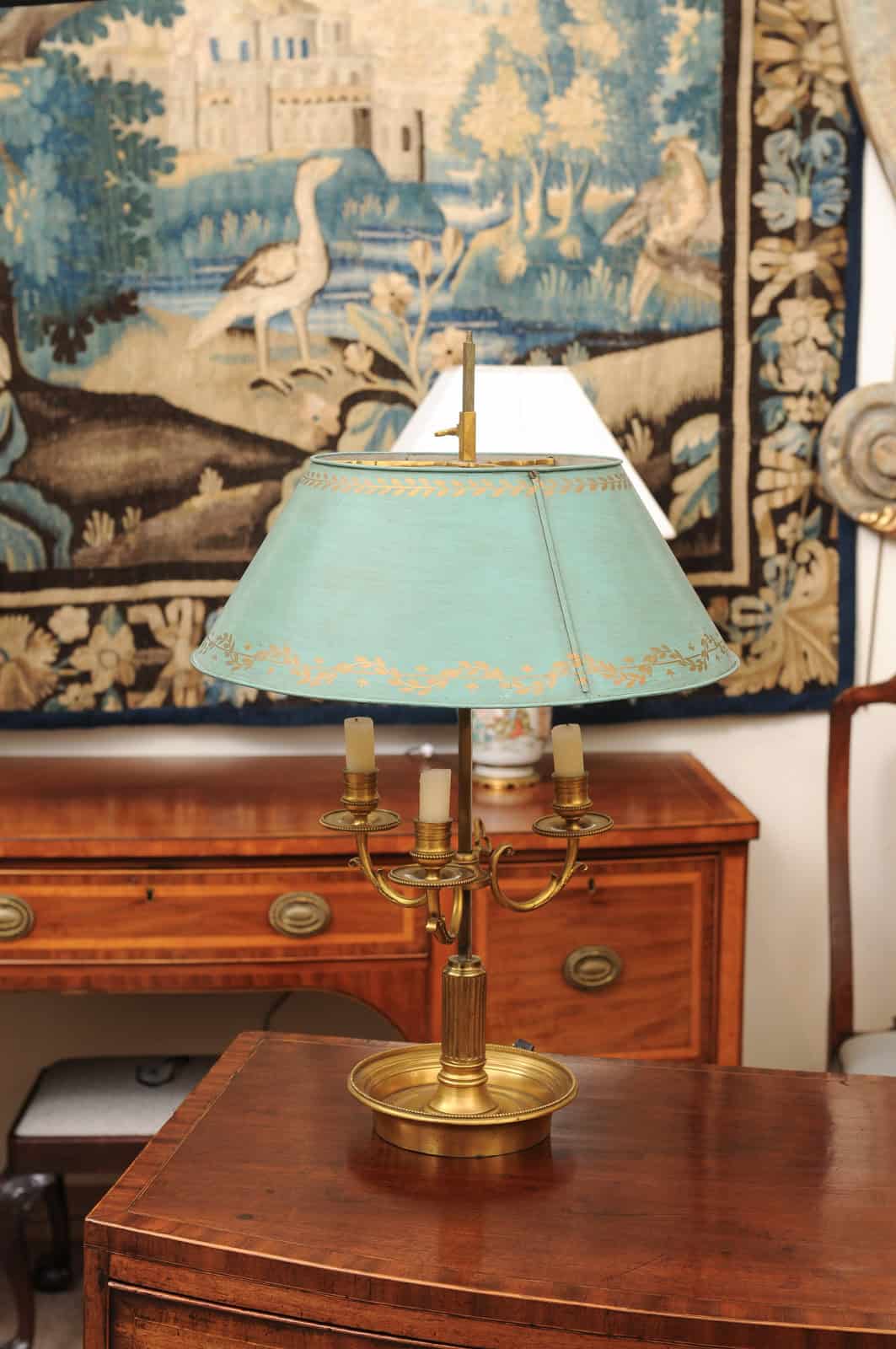 French Bouillotte Lamp in Bronze and Blue Tole Shade, 20th Century - Image 4