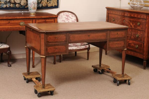 French Directoire Style Writing Table in Walnut and Kingswood with Brown Leather Top,  5 Drawers and Slides, 20th Century - Image 3